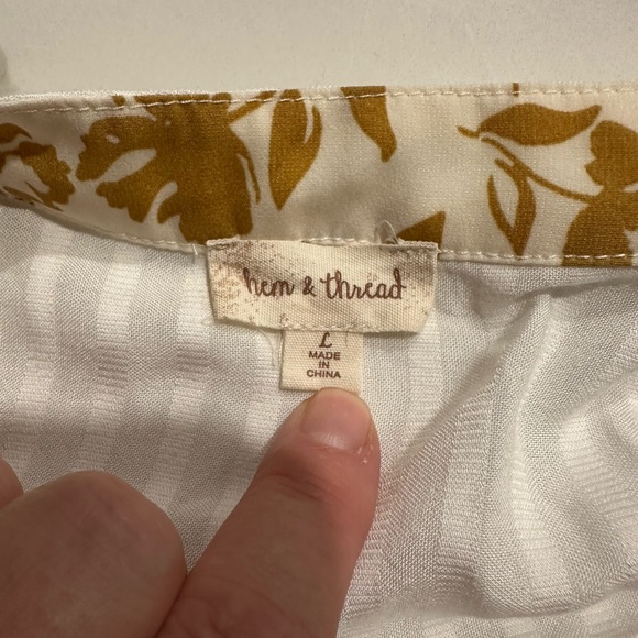 Anthropologie Hem & Thread Top-Size Large - Picture 5 of 6